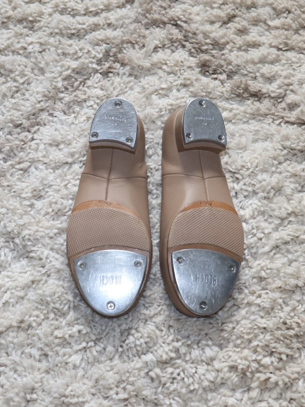 Woman's Bloch Tap- Flex Leather Slip On Tap Dance Shoes Beige | Tan Size 5.5 - Picture 6 of 14